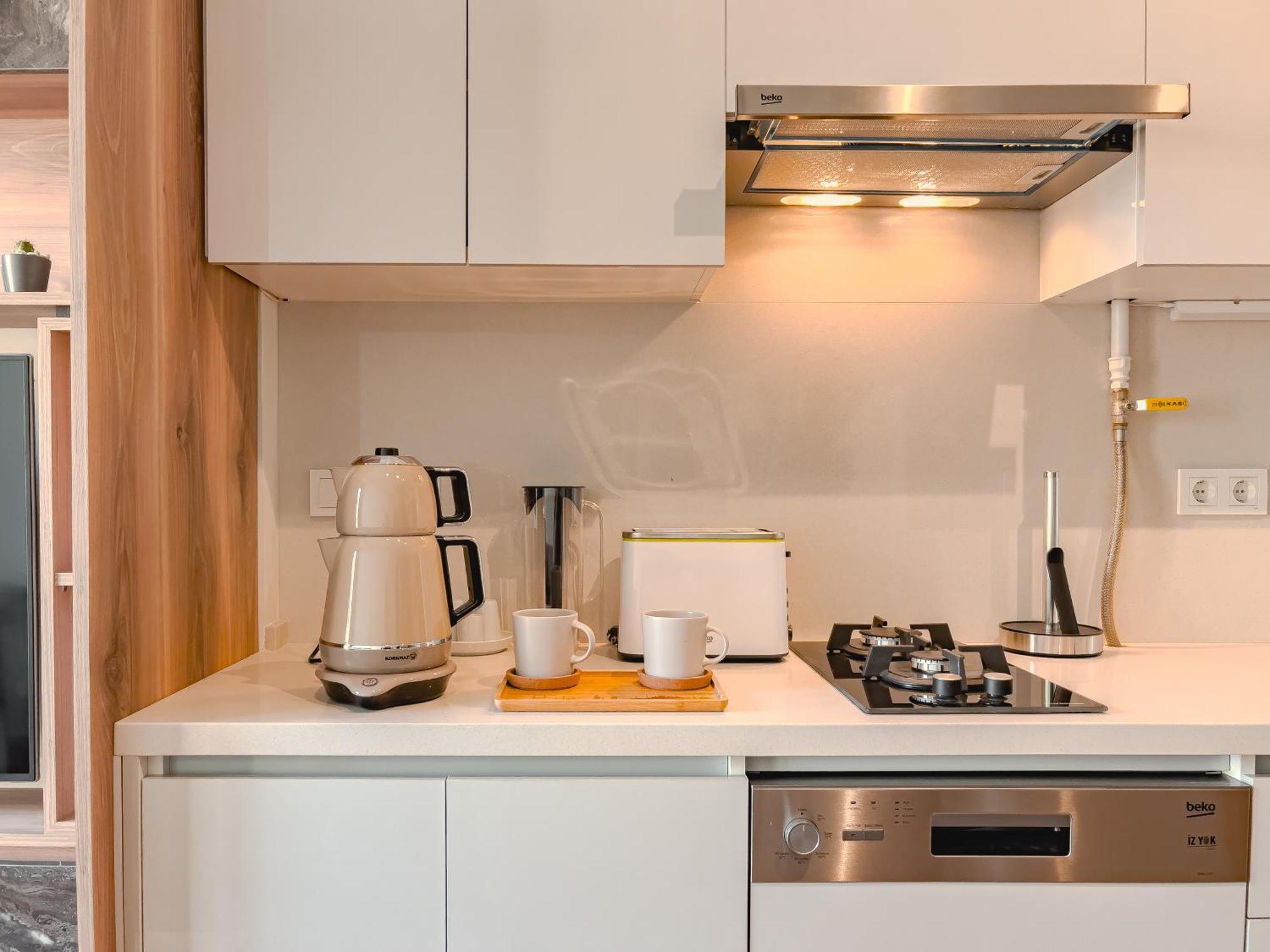 Homie Suites - Newly-Constructed Apartment Complex In Besiktas Istanbul Room photo