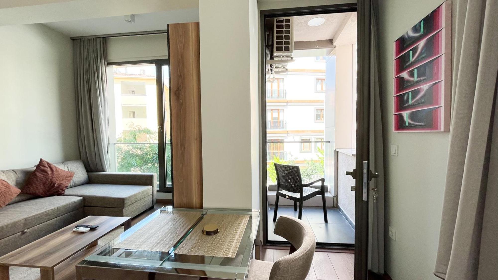 Homie Suites - Newly-Constructed Apartment Complex In Besiktas Istanbul Room photo